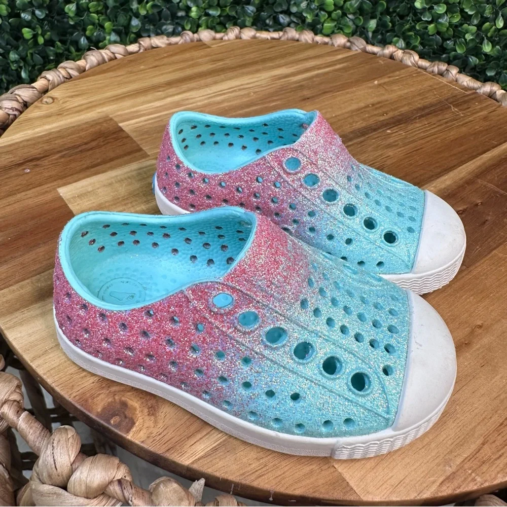 Native Shoes Kids Jefferson Bling Sneakers - Pink and Teal new in‎ box